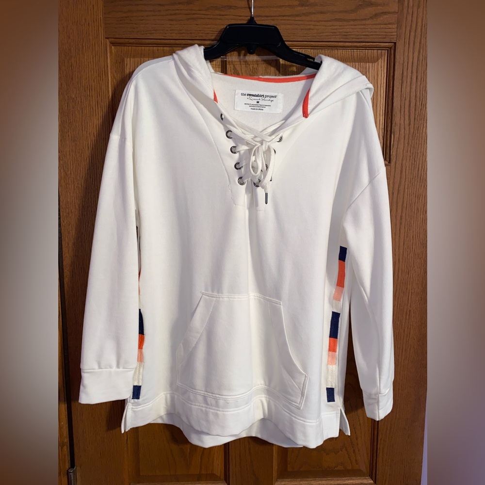 Women’s White Casual Sweatshirt